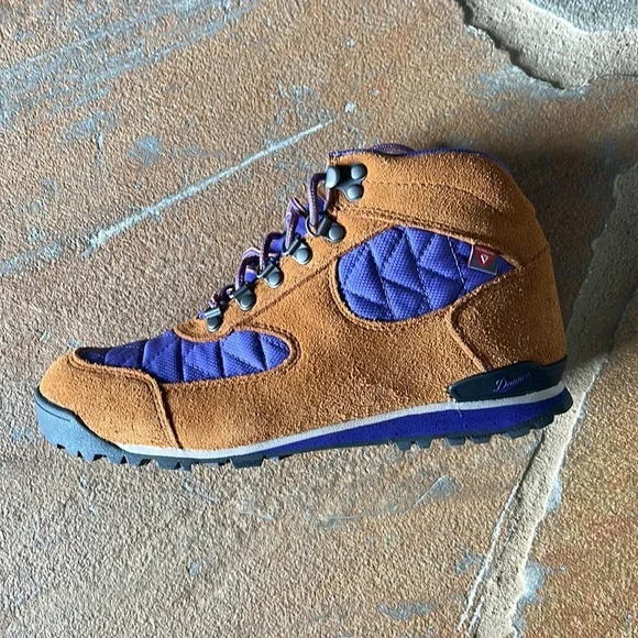 DANNER JAG QUILT HIKING BOOTS - WOMENS